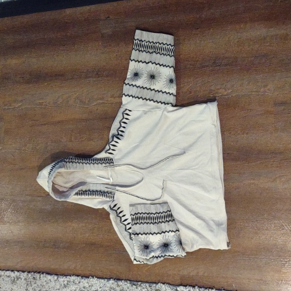 Anthropologie womens medium oversized slouchy cream embroidered hoodie top - Picture 5 of 5